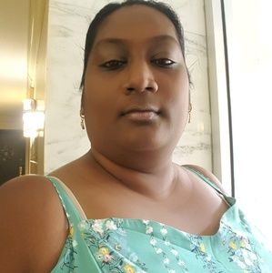 Meet your Posher, Asmin